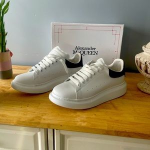 Alexander mcqueen oversize ivory black